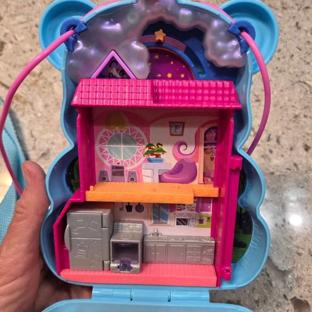 Polly Pocket Pajama Party Sleepover Teddy Bear Compact Playset HGC39 Blue